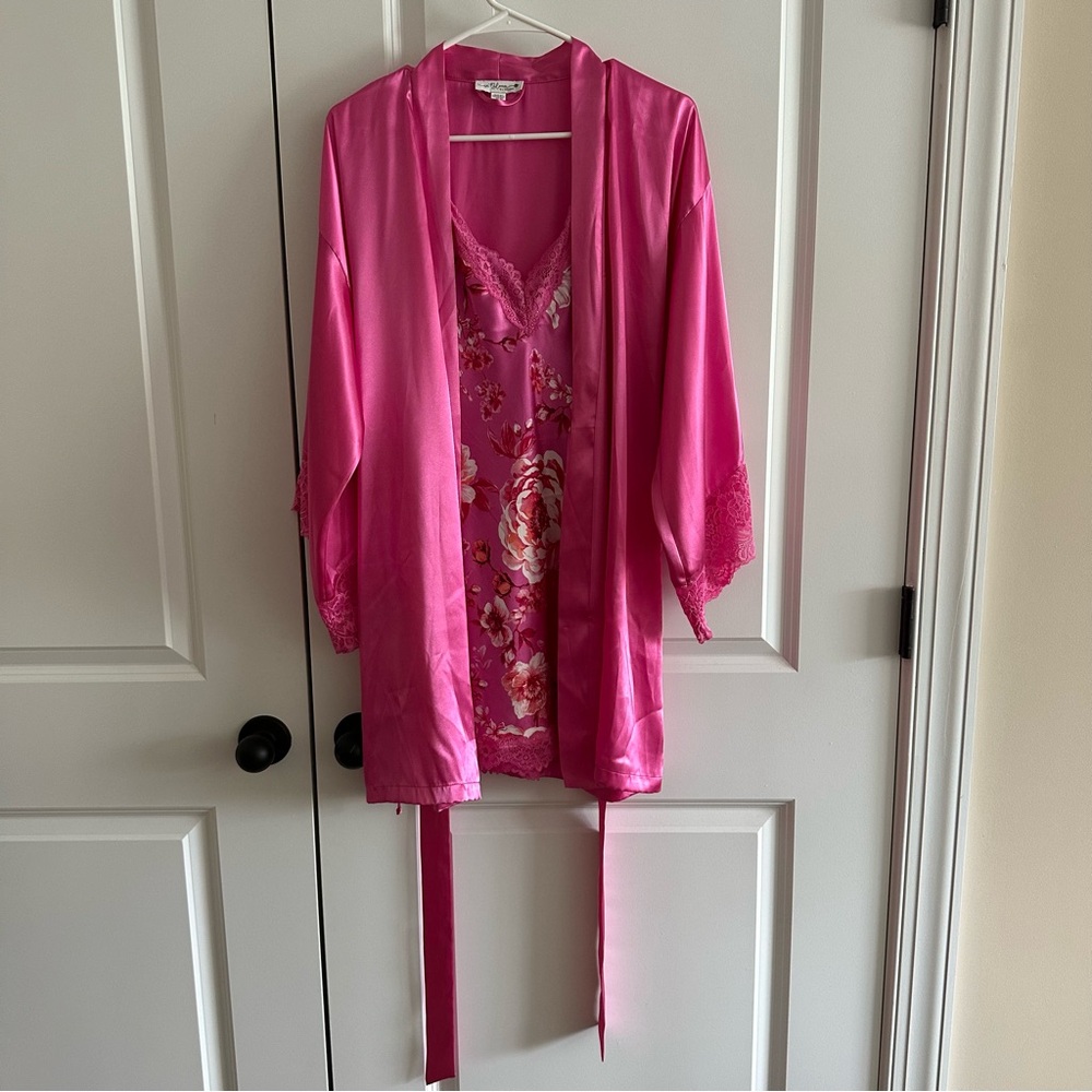 In Bloom Hot Pink Floral Lace Trim Short Slip + Robe Set Size XS/Small
